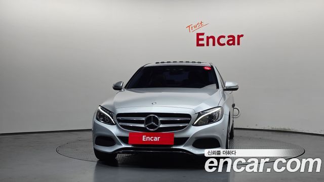 Mercedes-Benz C-Class 2017 — photo 3