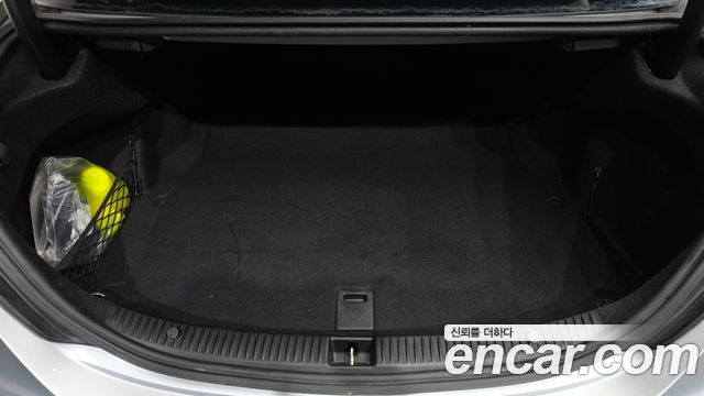 Mercedes-Benz C-Class 2017 — photo 20