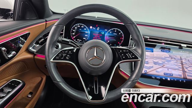 Mercedes-Benz E-Class 2024 — photo 15