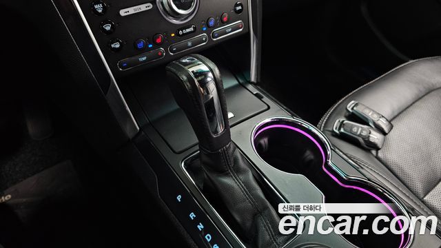 Ford Explorer 2016 — photo 9