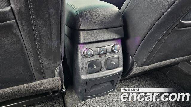 Ford Explorer 2016 — photo 19