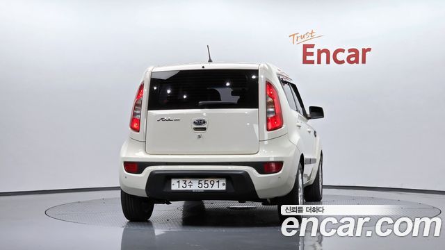 Kia Soul 2012 — photo 4