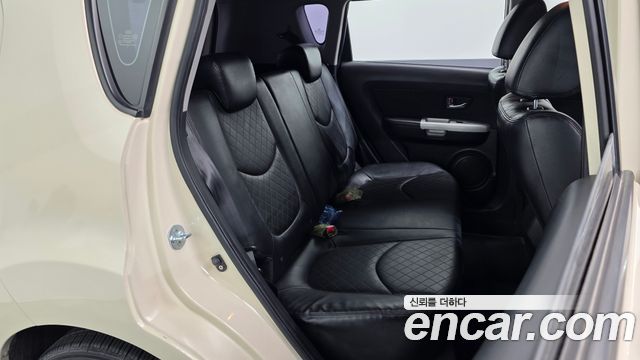 Kia Soul 2012 — photo 17