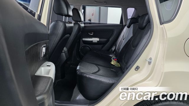 Kia Soul 2012 — photo 18