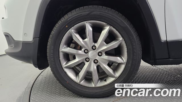 Jeep Cherokee 2018 — photo 5