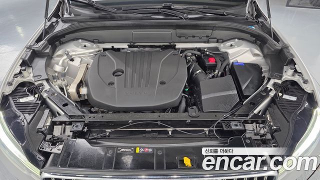 Volvo XC60 2024 — photo 6