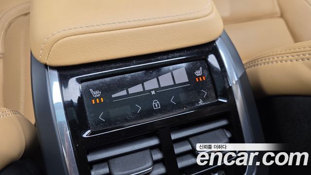 Volvo XC60 2024 — photo 17