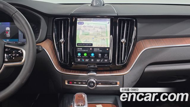 Volvo XC60 2024 — photo 19