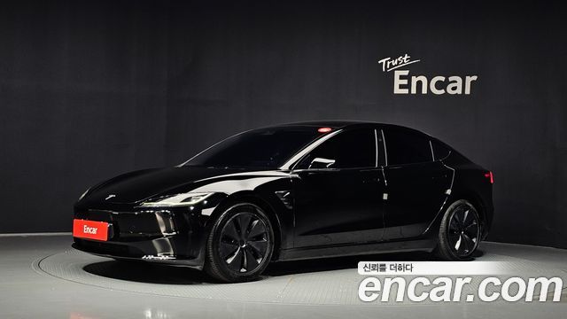 Tesla Model 3 2024 — photo 1