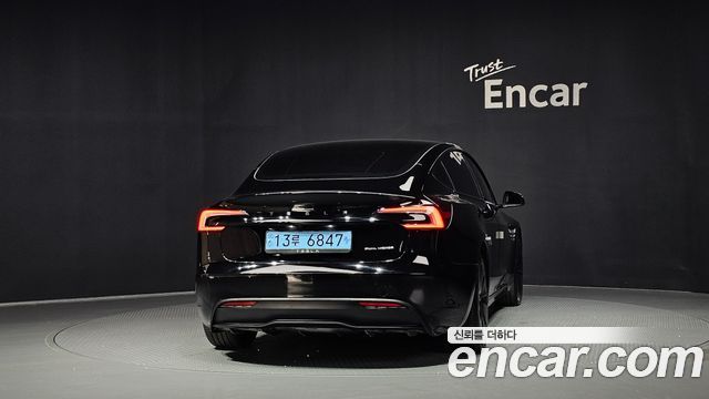 Tesla Model 3 2024 — photo 4
