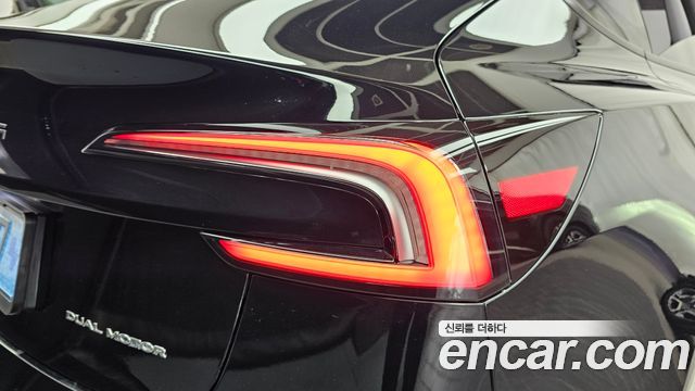 Tesla Model 3 2024 — photo 9