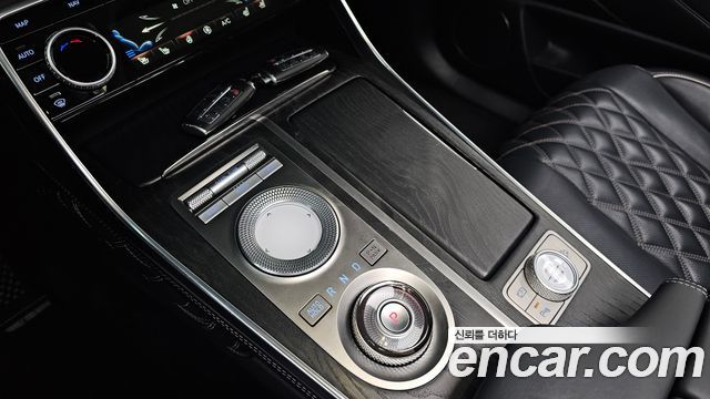 Genesis GV80 2022 — photo 12