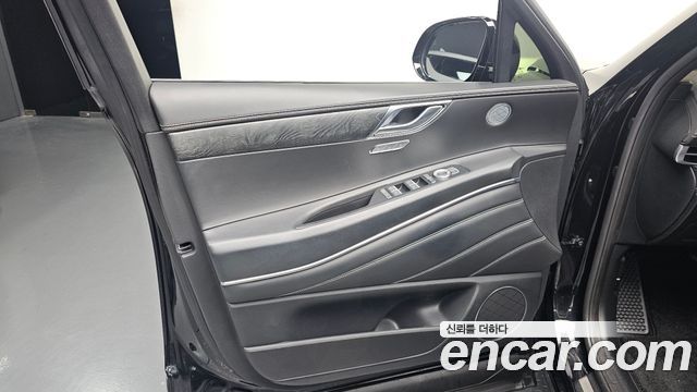 Genesis GV80 2022 — photo 14