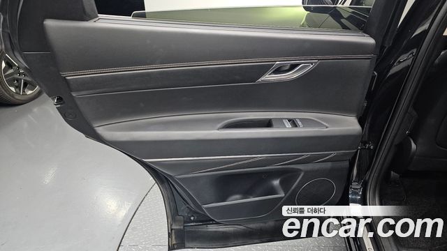 Genesis GV80 2022 — photo 15