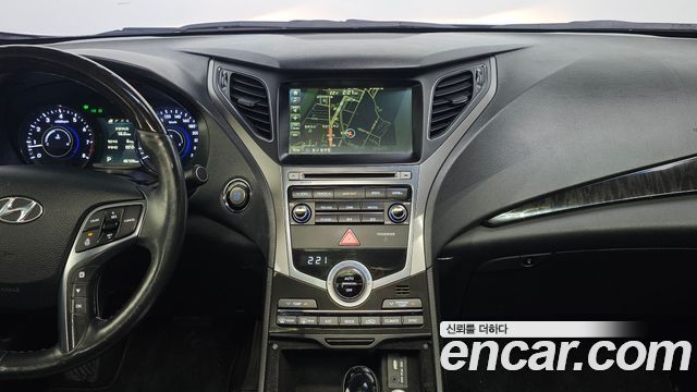 Hyundai Grandeur 2016 — photo 20