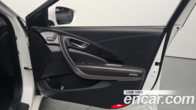 Hyundai Grandeur 2016 — photo 14