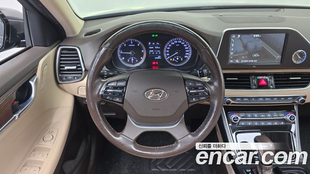 Hyundai Grandeur 2017 — photo 13