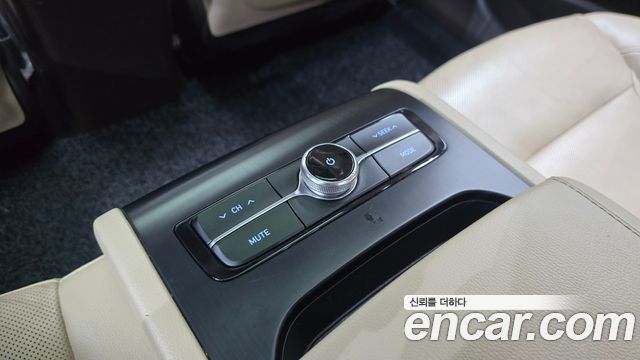Hyundai Grandeur 2017 — photo 16