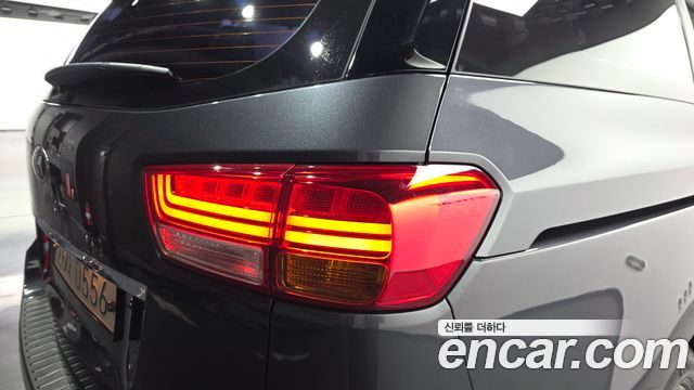 Kia Canival 2016 — photo 9
