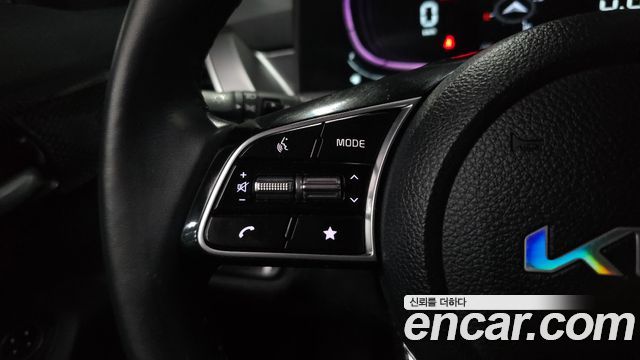Kia Seltos 2023 — photo 29