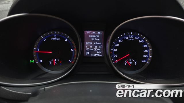 Hyundai Santafe 2013 — photo 11