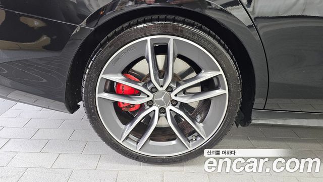 Mercedes-Benz E-Class 2022 — photo 5