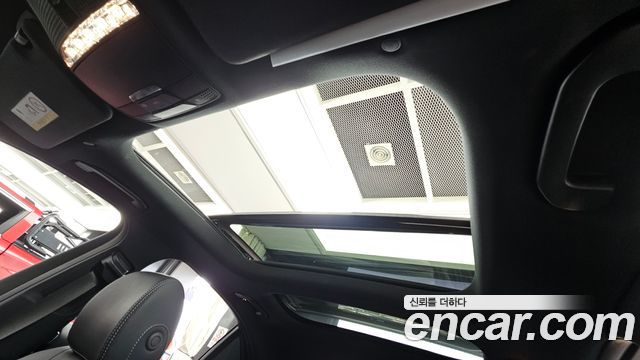 Mercedes-Benz E-Class 2022 — photo 24