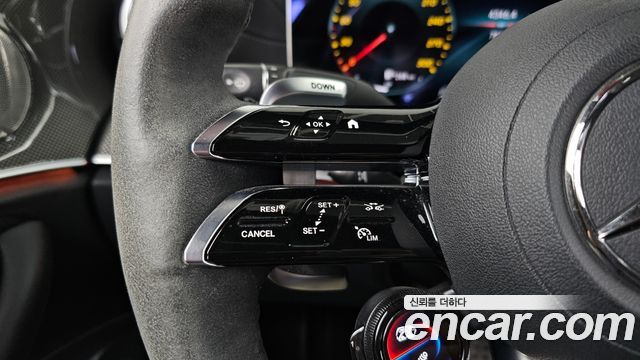 Mercedes-Benz E-Class 2022 — photo 32