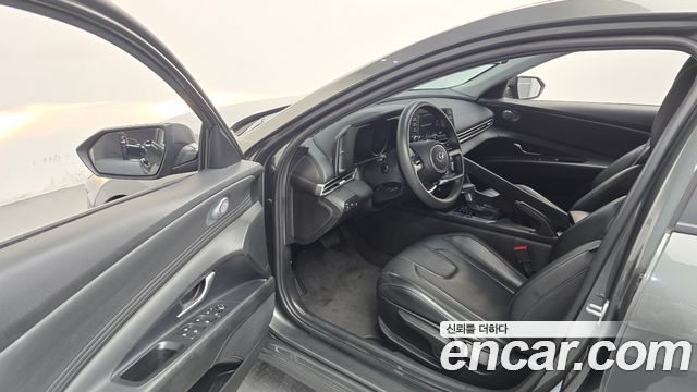 Hyundai AVANTE 2023 — photo 13