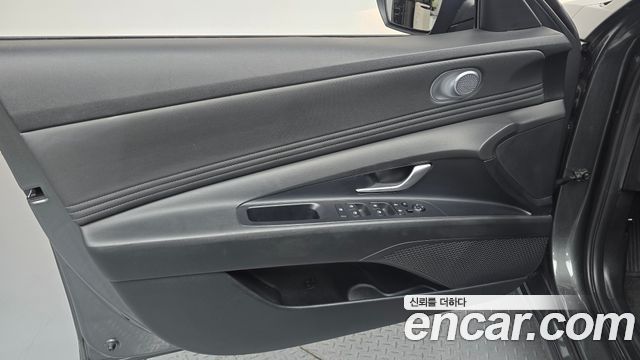 Hyundai AVANTE 2023 — photo 14