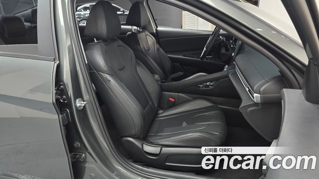 Hyundai AVANTE 2023 — photo 16