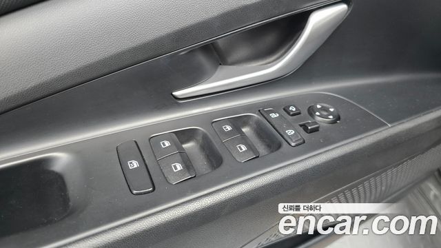 Hyundai AVANTE 2023 — photo 28