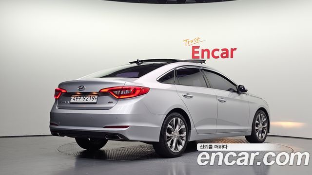Hyundai Sonata 2015 — photo 2