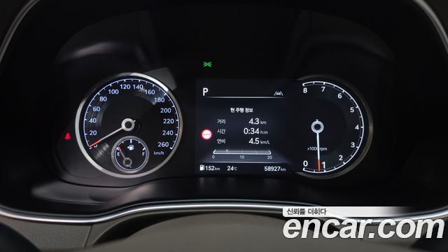 Genesis GV80 2022 — photo 11