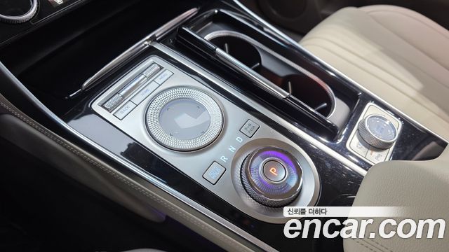 Genesis GV80 2022 — photo 12