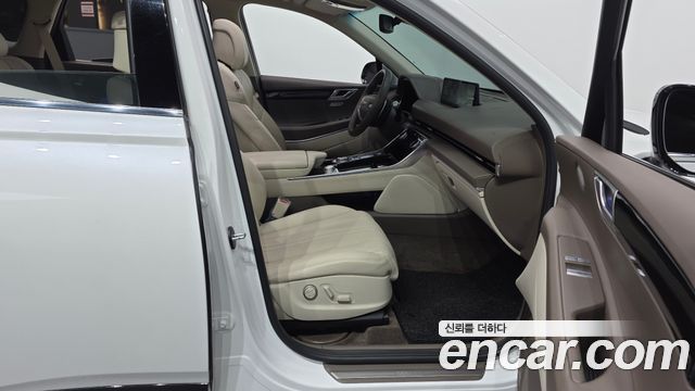 Genesis GV80 2022 — photo 16