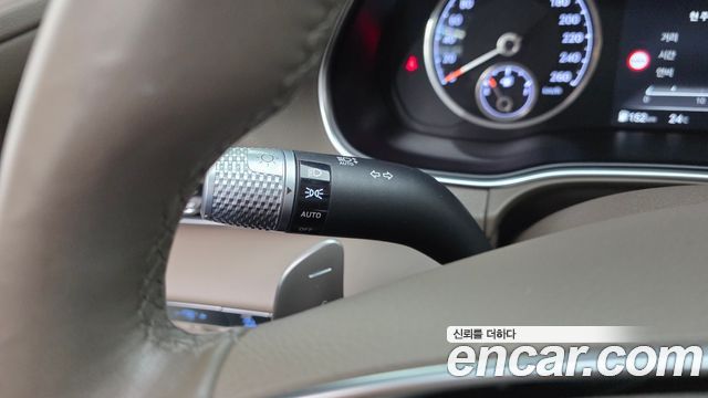Genesis GV80 2022 — photo 30