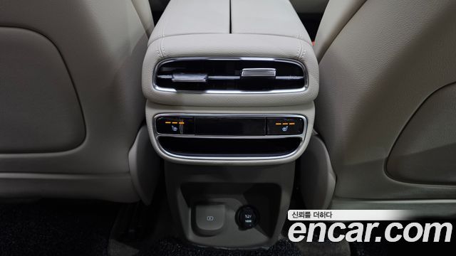 Genesis GV80 2022 — photo 35
