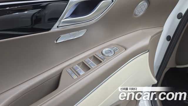 Genesis GV80 2022 — photo 37