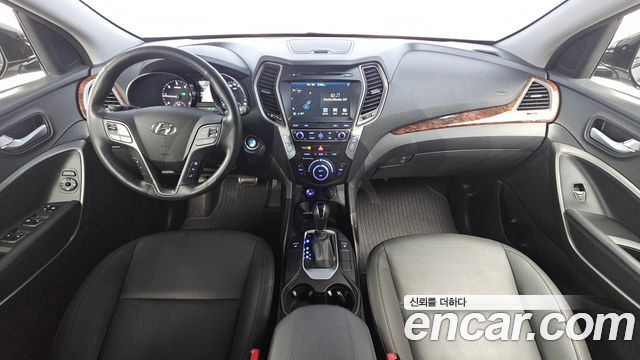 Hyundai Santafe 2016 — photo 10