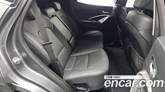 Hyundai Santafe 2016 — photo 18