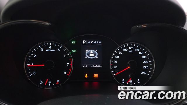 Kia K3 2016 — photo 8