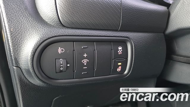 Kia K3 2016 — photo 12