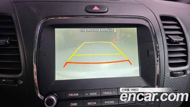 Kia K3 2016 — photo 15