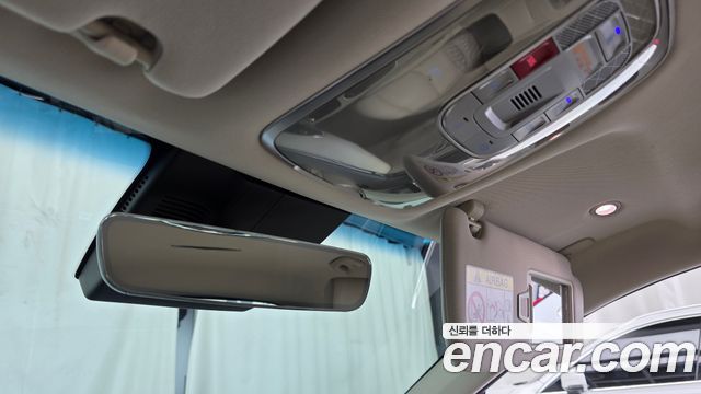 Genesis GV70 2024 — photo 23