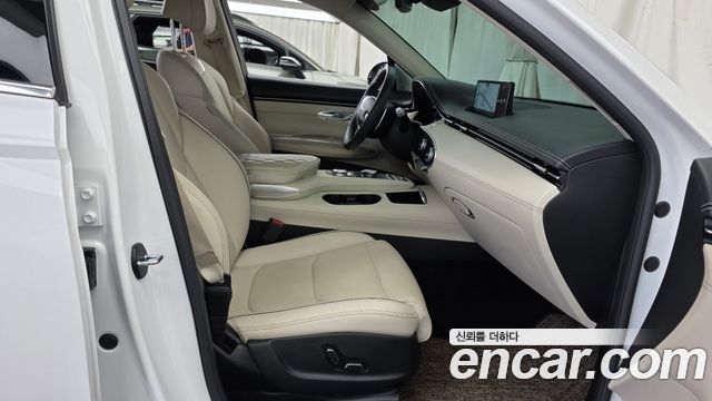 Genesis GV70 2024 — photo 16