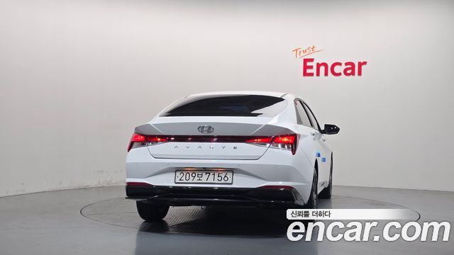 Hyundai AVANTE 2023 — photo 4