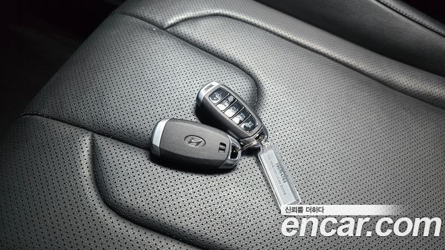 Hyundai AVANTE 2023 — photo 21