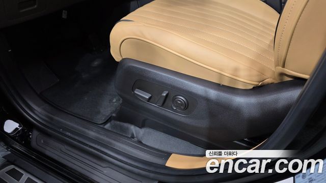 Kia Canival 2024 — photo 32