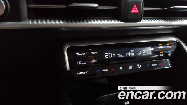 Kia K5 2023 — photo 21